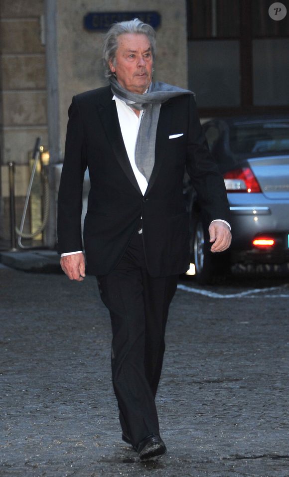 Alain Delon, le 9 avril 2023, à Paris, au Gala annuel de charité de la Maud Fontenoy Fondation à l'Hôtel de la Marine. VEEREN / BESTIMAGE