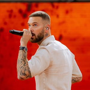 Matt Pokora singer of France sings during the Gael and friends party of the 4th qualifying day of the Roland-Garros 2026 at Roland Garros on May 20, 2026 in Paris, France. © Pauline Figuet/Sport Press Photo via ZUMA Press/Bestimage