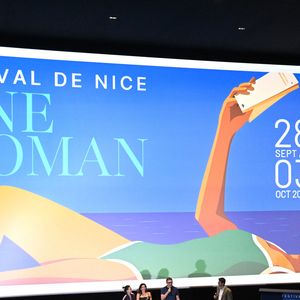 Michel Hazanavicius, le réalisateur de OSS 117 : le Caire, Nid d'espions, a présenté son film qu'il a mis en scène en 2006, dans le cadre des projections des films cultes lors de la 8ème édition du Festival Cinéroman à Nice au Pathé Gare du Sud, le 3 octobre 2026. Pour cette séance 20 ans après sa première diffusion, Michel etait accompagné par deux actrices du casting, à savoir sa femme Bérénice Béjo et Aure Atika, puis Charles Benoin, producteur et l'un des organisateurs du Festival. © Bruno Bebert / Dominique Jacovides / Bestimage