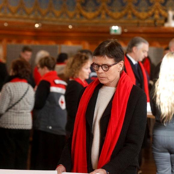 Avec une nouvelle permanence de dépistage au sein de Fight Aids Monaco, la princesse insiste : "Il n’y a aucune honte à se faire dépister". Espérons que le message soit passé ! 

La princesse Stéphanie de Monaco et sa fille Camille Gottlieb assistent au déploiement des courtepointes à l'occasion de la journée mondiale de lutte contre le SIDA avec Fight Aids Monaco au musée océanographique de Monaco le 1er décembre 2025. @Jean-François Ottonello / Nice Matin / Bestimage