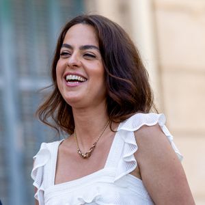 David Lisnard, maire de Cannes , Anouchka Delon, fille de Alain Delon, Thierry Frémaux, délégué général du Festival de Cannes et Rosalie Mann, présidente fondatrice de The Human Prize lors de l'inauguration de la 21ème édition de l’exposition Cannes fait le mur © Jacovides-Moreau/Bestimage