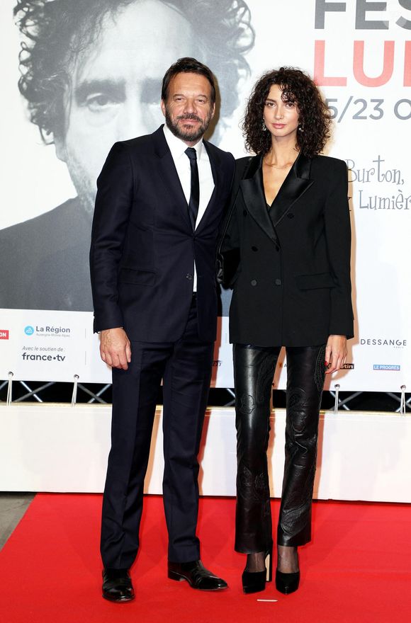Samuel Le Bihan et Stefania Cristian - Photocall lors de la cérémonie d'ouverture de la 14e édition du Festival Lumière 2022 à la Halle Tony Garnier à Lyon le 15 octobre 2022. © Domnique Jacovides / Bestimage