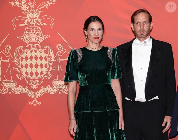 C'est en effet en 2005 que le fils de Caroline de Monaco et sa compagne, fille d'un homme d'affaires colombien, ont craqué l'un pour l'autre, avant de sceller leur amour, huit ans plus tard, au Palais princier.

Andrea Casiraghi et sa femme Tatiana Santo Domingo durant la traditionnelle soirée de la Fête Nationale Monégasque au Grimaldi Forum à Monaco, le 19 novembre 2024. © JC VINAJ / Pool Monaco / Bestimage