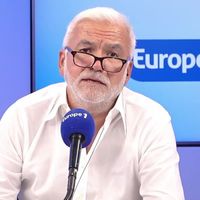 "On arrête ! Ce n'est pas possible !" : Pascal Praud obligé de couper l'appel avec un auditeur qui a dépassé les limites