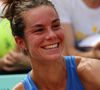 Alors que la tenniswoman française Loïs Boisson signe son grand retour tant espéré à Roland-Garros, un homme veille sur elle : son grand frère, Anton.

Lois Boisson remporte le tournoi de tennis Open d'Hambourg face à Anna Bondar (7/5 - 6/3).