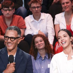 Exclusif - Roschdy Zem, Lyna Khoudri - Plateau de l'émission "C à vous" lors du 78ème Festival International du Film de Cannes le 22 mai 2025. © Jack Tribeca / Bestimage