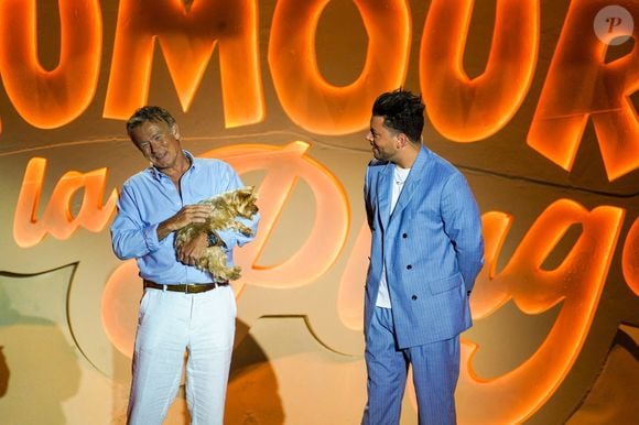 Franck Dubosc et Kev Adams - Jour 2 - Enregistrement de l'émission "L'humour à la plage" pour le 1er festival de Juan les Pins à la pinède Gould le 5 juillet 2024.
© JR Santini / Bruno Bebert / Bestimage