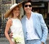 Le chanteur s'était confié sur son mariage dans les colonnes du "Parisien"

Les jeunes mariés, Jean-Luc Lahaye et sa femme Paola (Lahaye-Aubin) à la sortie de la mairie du 18ème arrondissement de Paris - J.L.Lahaye s'est marié en secondes noces avec sa compagne P.Aubin à la mairie du 18ème arrondissement de Paris, le 2 juillet 2025. 
Crédit : Agence / Bestimage