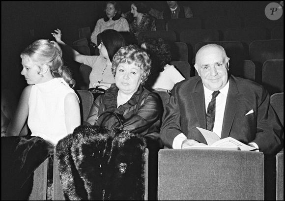 Archives : Jackie et Fernand Sardou lors de la première de leur fils Michel à l'Olympia en 1971 AGENCE / BESTIMAGE