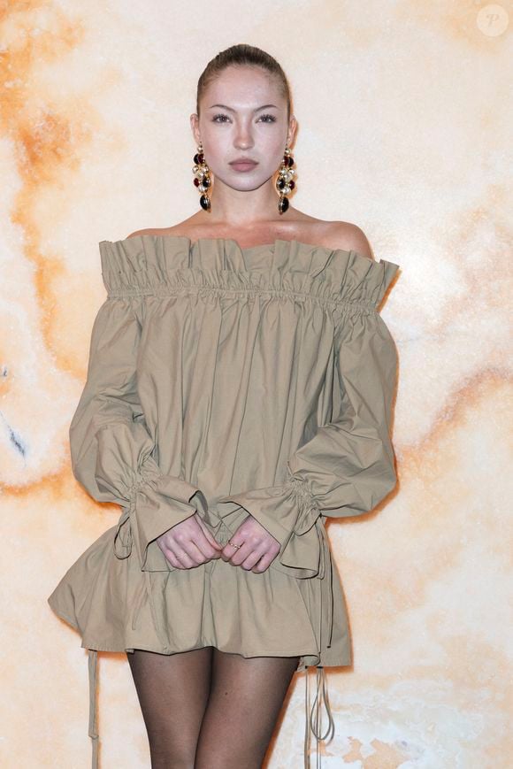 Lila Grace Moss - Photo Call pour Le Défilé « Saint Laurent »Collection Prêt-à-Porter Automne/Hiver 2025-2026" lors de la Fashion Week de Paris (PFW), le 11 mars 2025. © Olivier Borde /Bestimage