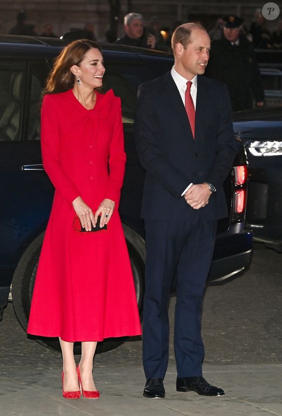 Le prince William et Catherine (Kate) Middleton assistent au service de chant communautaire Together At Christmas à l'abbaye de Westminster, à Londrtes, Royaume Uni, le 8 décembre 2021.
©Backgrid UK/ Bestimage