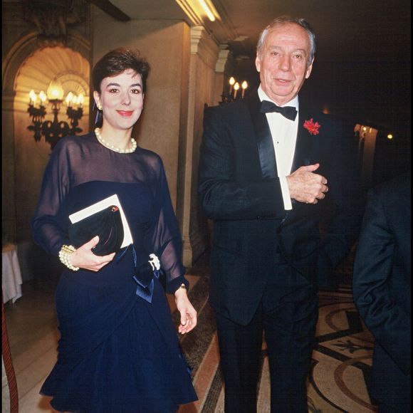 Yves Montand et sa femme Carole Amiel à l'opéra de Paris, le 23/11/1987. Crédit Bertrand Rindoff Petroff / Bestimage