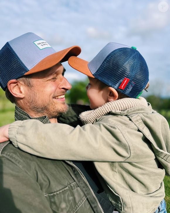 Freddy, l'ancien candidat de "Koh-Lanta", "et son fils sur Instagram.
