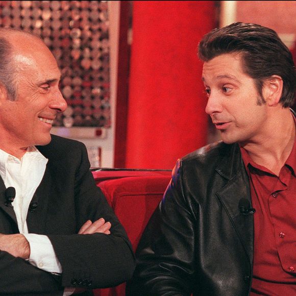 © Jean-Jacques Datchary/ABACA. 23377-9. Paris-France, 31/01/2001. Laurent Gerra et Guy Marchand lors de l'enregistrement de l'émission Vivement Dimanche de Michel Drucker.