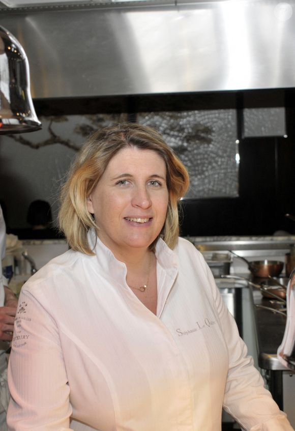 Stephanie Le Quellec, chef du Prince de Galles organise un diner 'Theatral' avec Alexia Tregarot, Julien Boisselier, Hyppolite Girardot au Prince de Galles, Avenue George V a Paris, France le 26, avril 2017. Photo by Alain Apaydin/ABACAPRESS.COM