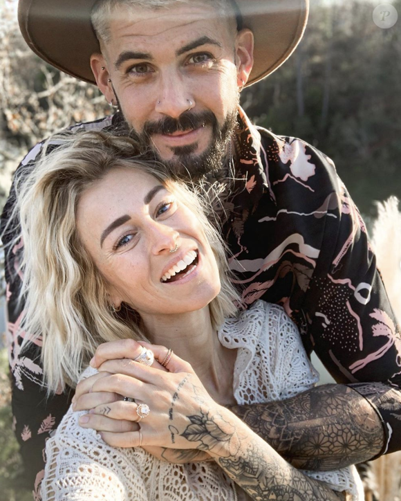 Jérémy Brun, ex-candidat de "Top Chef" (M6) en 2014 et "Les Anges" (NRJ12) en 2019, annonce la grossesse de sa compagne et future épouse Alexia le 28 juillet 2020.