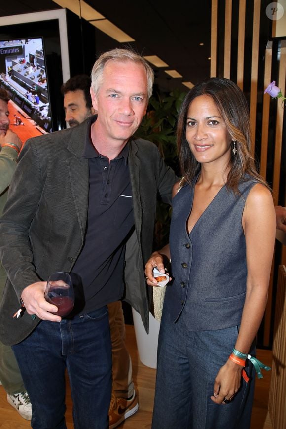 Exclusif - Julien Arnaud et Aurélie Casse au déjeuner dans la loge de France Télévision lors des internationaux de France de Tennis de Roland Garros 2025 (Jour 9), à Paris, France, le 2 Juin 2025. © Bertrand Rindoff/Bestimage