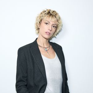 Mais aussi maman d'un garçon prénommé Aksel et âgé de 16 ans.

Exclusif - Sara Mortensen - Backstage - Enregistrement de l'émission "100% Logique", présentée par Cyril Féraud et diffusée le 12 avril 2025 sur France 2. le 17 décembre 2024
© Cyril Moreau / Bestimage