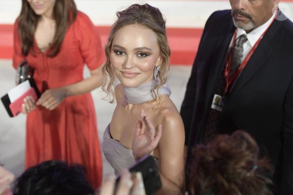 Lily-Rose Depp - Tapis rouge du film "The King" lors du 76ème festival international du film de Venise, la Mostra, le 2 septembre 2019. © BS / Bestimage