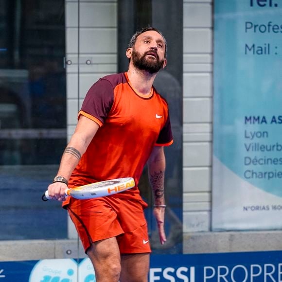 Cyril Hanouna participe à un tournoi de Padel P2000 à Saint-Priest le 8 mars 2025.
© Sandrine Thesillat / PsnewZ / Bestimage