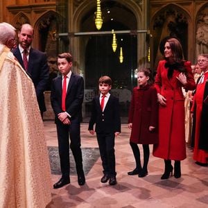 Le prince et la princesse de Galles et leurs enfants, le prince George, le prince Louis et la princesse Charlotte, arrivent pour le service de chants de Noël Together At à l'abbaye de Westminster à Londres, au Royaume-Uni, le 6 décembre 2024. Photo by Aaron Chown/PA Wire/ABACAPRESS.COM