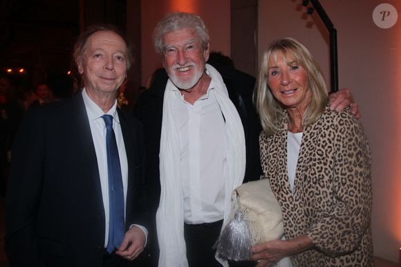 Philippe Chevallier, Patrick Préjean et sa femme Viviane -  31ème Gala de l’Espoir donné au profit de la recherche contre le cancer au théâtre des Champs-Elysée à Paris le 14 octobre 2025. © Philippe Baldini/Bestimage