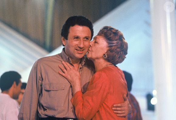 Cette chanteuse française, qui a fréquenté les plus grands de son temps, s'est éteinte à 82 ans.


Archives - Michel Drucker et Georgette Lemaire lors de l'émission "Star 90". 

Photo : Bowen / Bestimage