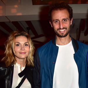 Ils avaient pour rappel rompu une première fois en 2018, trois ans après leur rencontre sur le tournage de la série de TF1, "Le mystère du lac". 

Exclusif - Arié Elmaleh et son ex-compagne Barbara Schulz - Showcase de Pauline Croze pour présenter son nouvel album Bossa Nova à La Mano à Paris. © Giancarlo Gorassini/Bestimage