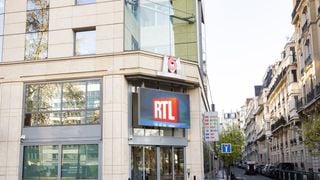 Le mercato des médias continue : une voix célèbre de RTL quitte la station après 15 ans d'antenne