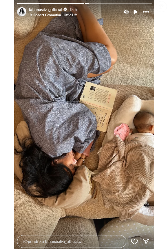 C'est ainsi qu'elle a récemment publié une adorable photo où elle et son bébé sont endormis sur le canapé.

Tatiana Silva se repose tout près de son bébé, sur Instagram.