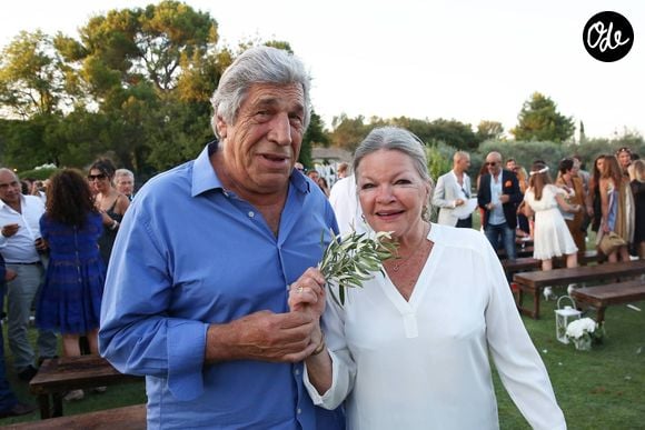 Jean-Pierre Castaldi et Catherine Allégret - Cérémonie religieuse - Mariage de Benjamin Castaldi et Aurore Aleman au Mas de La Rose à Eygalières, le 27 août 2016. © Jacovides-Moreau/Bestimage