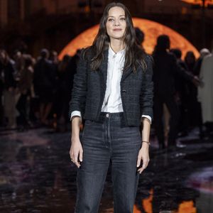 Mais depuis qu'elle a des enfants, quelque chose en particulier a changé.

Marion Cotillard – Photo Call  du Défilé de mode Chanel Collection Printemps-Été 2026 dans le cadre de la Fashion Week de Paris, France, le 6 octobre 2025.
 
© Olivier Borde / Bestimage