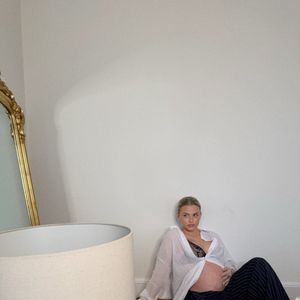 Kelly Vedovelli a donné naissance à son premier enfant. Compte Instagram