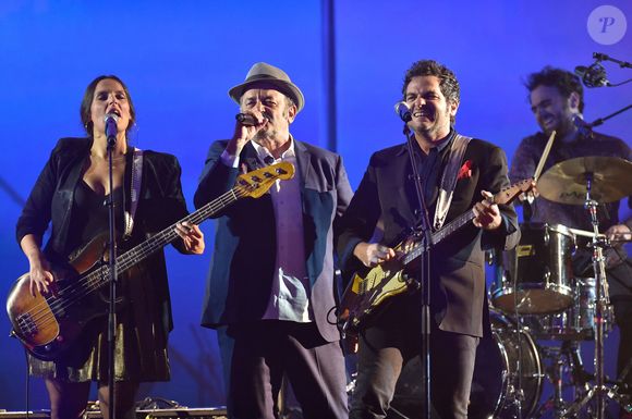 Louis, Matthieu, Joseph et Anna Chedid lors de la 31e cérémonie des Victoires de la Musique qui s'est tenue au Zénith de Paris, France, le 12 février 2016. Photo by ABACAPRESS.COM
