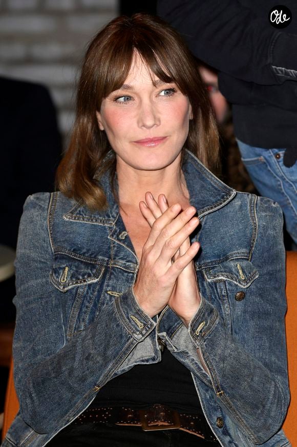 Carla Bruni Sarkozy participe à l'émission de radio "3nach9" à Bremen le 1 er décembre 2017
© Future-Image via ZUMA Press