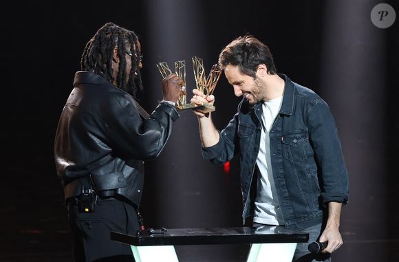Gazo et Vianney ex-aequo lors 39ème cérémonie des Victoires de la musique à la Seine musicale de Boulogne-Billancourt, France, le 9 février 2024. 

© Coadic Guirec/Bestimage