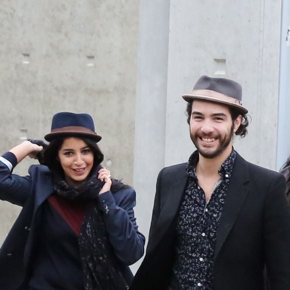 Leila Bekhti et Tahar Rahim Lyon le 19 Octobre 2013 Dans le cadre du Festival Lumiere, plusieurs grands realisateurs dont Quentin Tarantino, Michael Cimino ou encore Jerry Schatzberg ont refait, a leur maniere, "la sortie des usines Lumiere", premier film de l'histoire, a l'endroit meme ou il fut realise en 1895. Une pleiade de comediens francais s'est prete au jeu. Parmi eux Harvey Keitel en famille et Tim Roth  DOMINIQUE JACOVIDES / BESTIMAGE