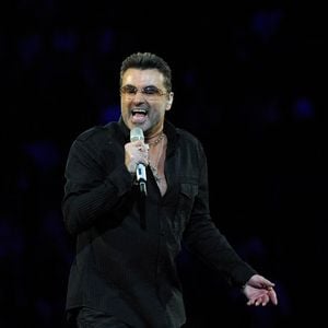 George Michael lors de son concert au Forum de Los Angeles, CA, USA, le 25 juin 2008. Photo Lionel Hahn/Abaca