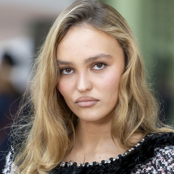 Lily-Rose Depp au défilé Chanel au Grand Palais, "Collection Haute Couture Printemps/Eté 2025" lors de la Fashion Week de Paris (PFW), le 28 janvier 2025. 
© Olivier Borde / Bestimage