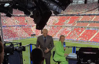 Réunis pour commenter la rencontre, Tony Parker et David Beckham ont vécu le match avec des sentiments bien différents. 

Tony Parker et Thierry Henry sur Instagram