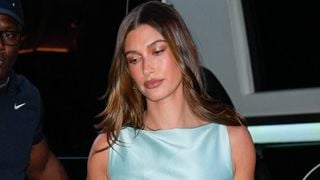 Cette couleur, portée à merveille par Hailey Bieber, promet d’être la tendance ultime de l’été !