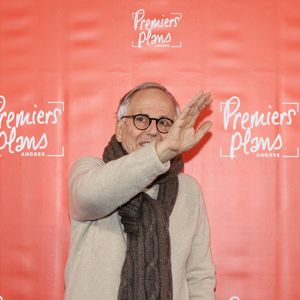 L’acteur déplore la disparition des commerces à Paris et qualifie la situation de tristesse absolue.

Photocall de Fabrice Luchini venu présenter en avant-première le film "Victor comme tout le monde" lors du 38ème Festival Premiers Plans à Angers, France, le 17 janvier 2026. © Laetitia Notarianni/Bestimage