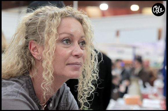 Pour bénéficier des conseils de l'ancienne professeure de la Star Academy durant cette journée aux places très limitées, les participants devront débourser 230 euros.

Raphaëlle Ricci lors de la foire du livre du Brive-la-Gaillarde. © DOMINIQUE JACOVIDES / BESTIMAGE
