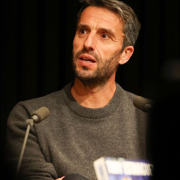 Exclusif - Tony Estanguet présente son livre "Par amour du sport" (Ed. Calmann-Lévy) au centre de conférence "Station Ausone - Librairie Mollat" à Bordeaux, le 24 novembre 2025.

Jean-Marc Lhomer / Bestimage