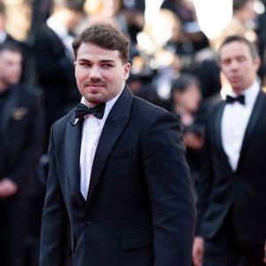 Le rugbyman a dévoilé des images de son mois de juillet 

Antoine Dupont - Antoine Dupont et sa compagne Iris Mittenaere se retrouvent sur les marches  du film « Dossier 137 » lors du 78ème Festival International du Film de Cannes le 15 mai 2025.

© Jacovides / Moreau / Bestimage