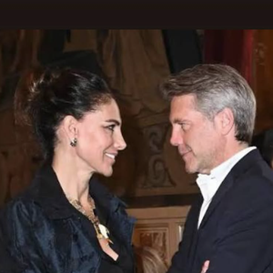 Adriana Abiscal annonce sa rupture avec Emmanuel-Philibert de Savoie sur Instagram.