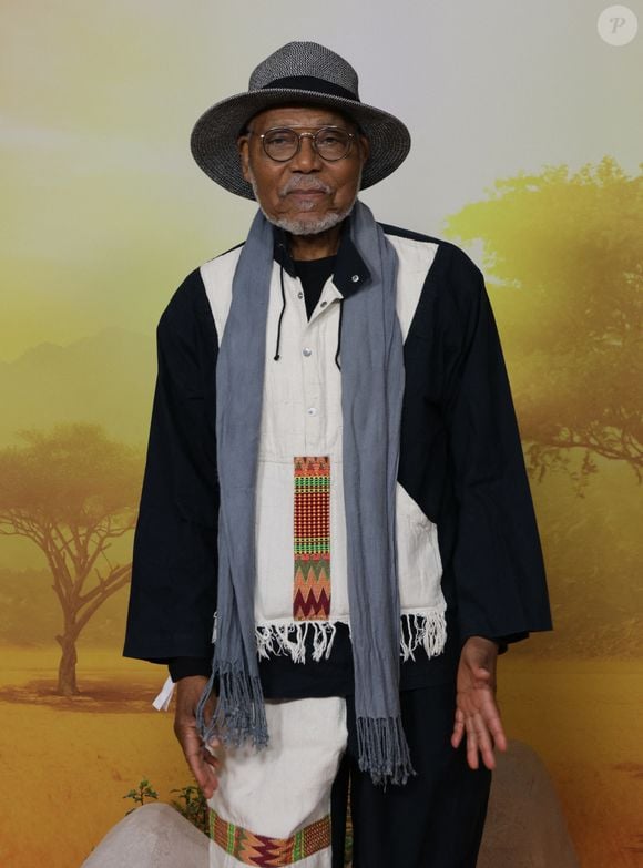 Daniel Kamwa - Première du film Disney "Mufasa, Le Roi lion" au cinéma Pathé Palace à Paris le 12 décembre 2024. © Coadic Guirec/Bestimage