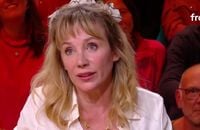 Julie Depardieu sur le plateau de Quelle Epoque ! sur France 2