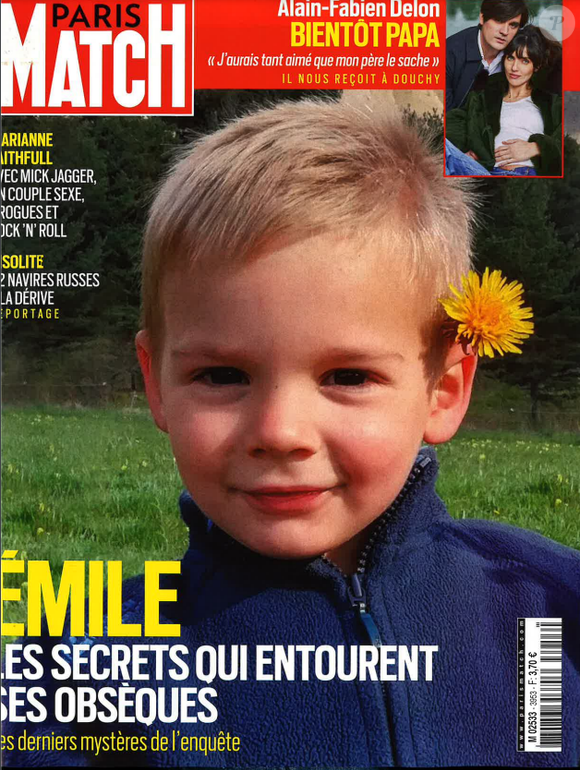 Couverture de "Paris Match", numéro du 5 février 2005.