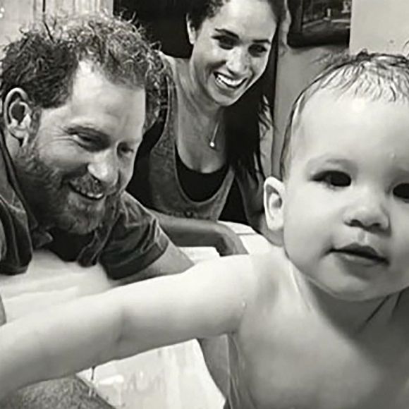 Le prince Harry, duc de Sussex et Meghan Markle, duchesse de Sussex, dévoilent des photos et des vidéos inédites de leur fils Archie dans "Harry & Meghan" (Netflix). Le 15 décembre 2022.  (Backgrid UK/ Bestimage).